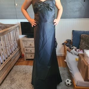 Black prom/bridesmaid dress